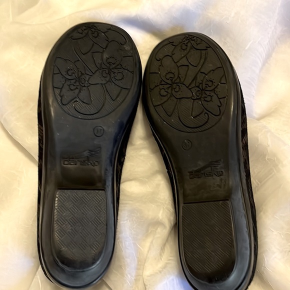 Python print Dansko loafers. Size 37. - Picture 3 of 7